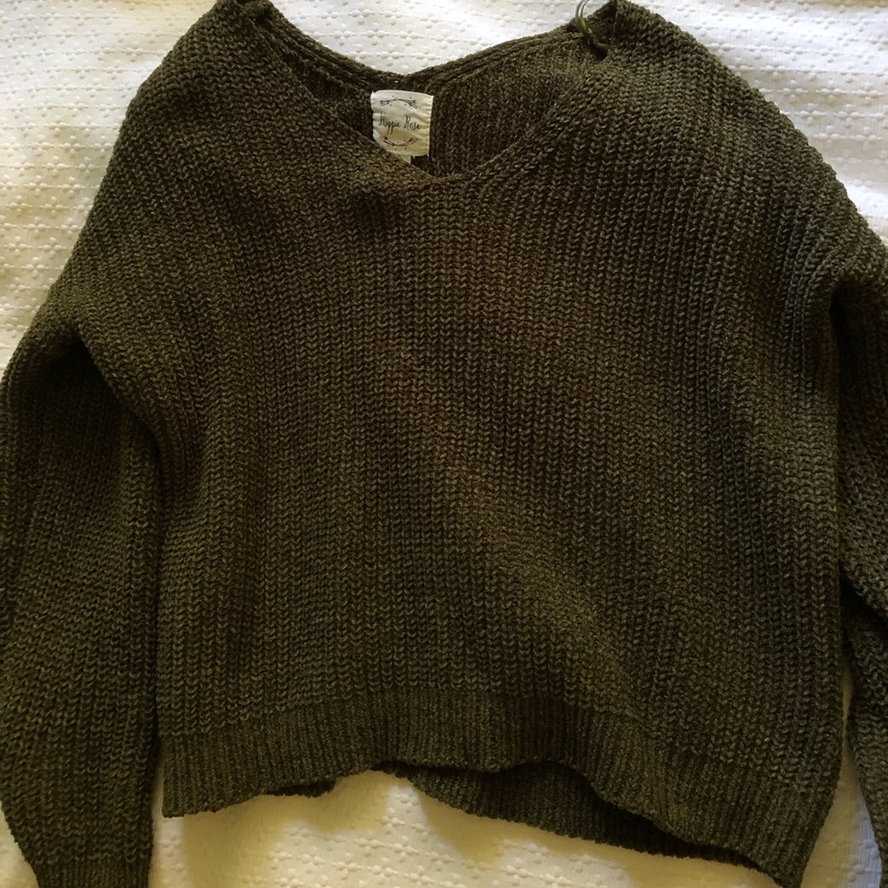 Soft green sweater/pullover